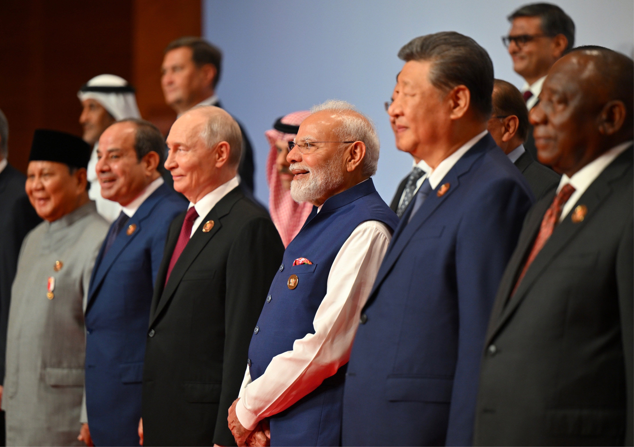 BRICS Summit Calls for Middle East Restraint as Xi and Modi Offer to Help Broker Ukraine Talks