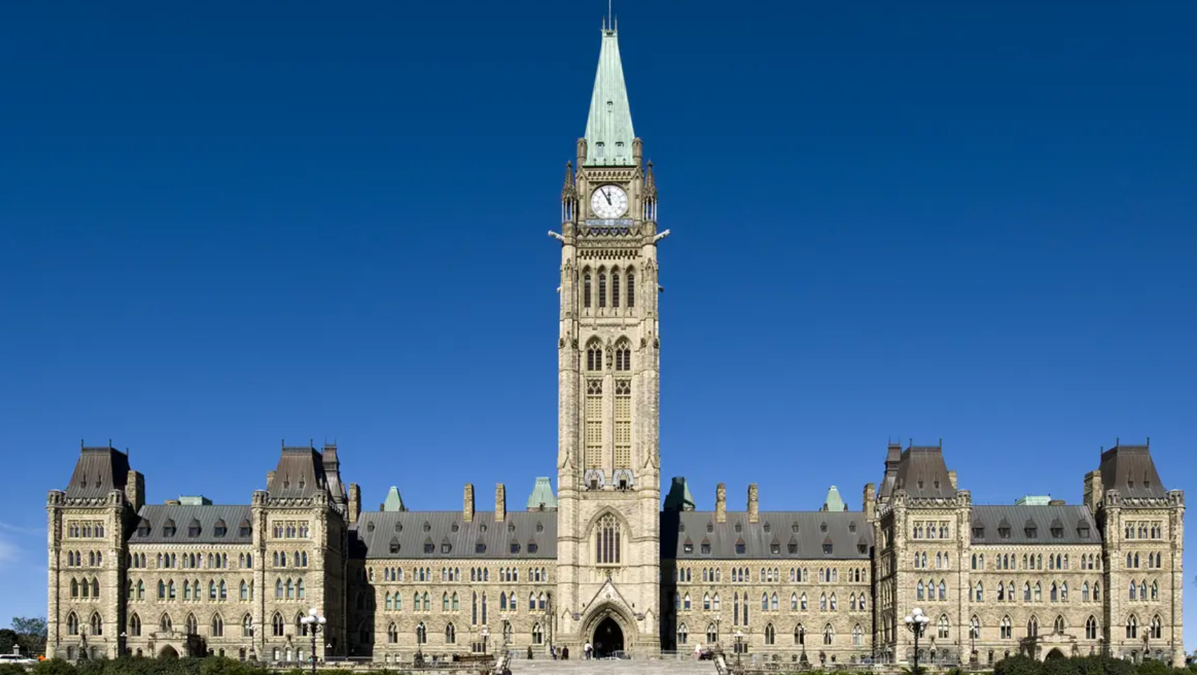 Budget Watchdog Sees Weaker Growth and Rising Debt Ahead of Nov. 5 Federal Budget